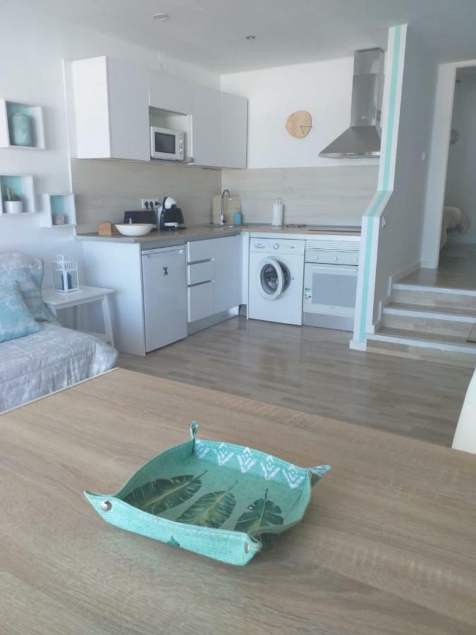 Apartment Portonovo Galit - Sea View - Piscina - Wifi - Old Town Puerto del Carmen  Exteriör bild